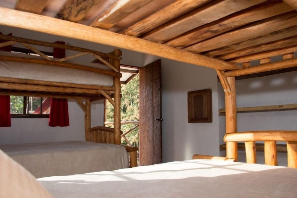 Hotel Istmo Yoga and Adventure Retreat (Coronado)
